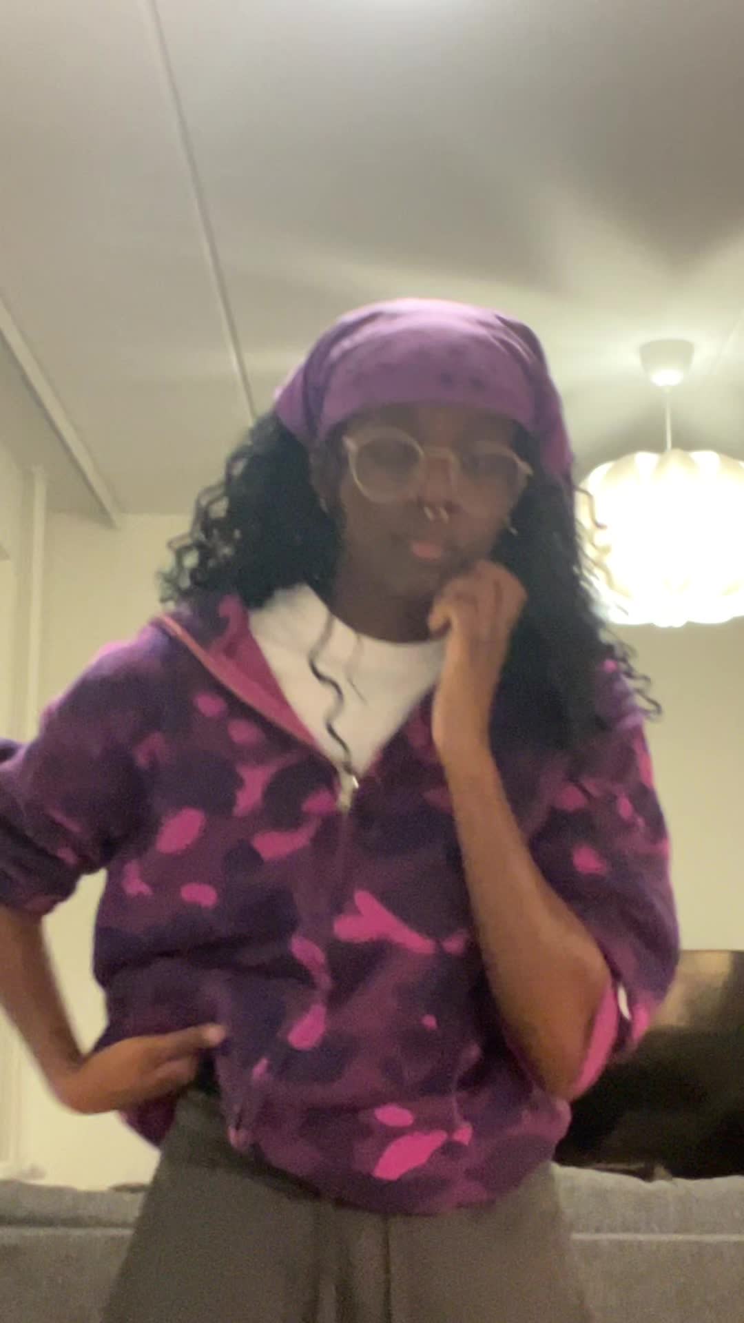 @Kiki
