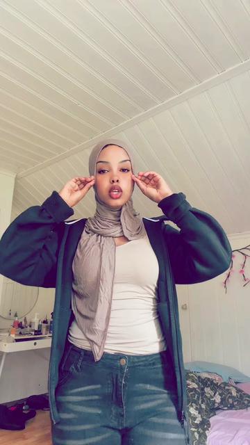 @Momtaaaaz🦚
