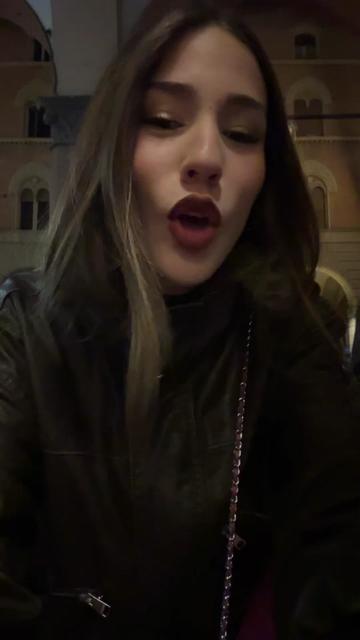 @anitaroverselli
