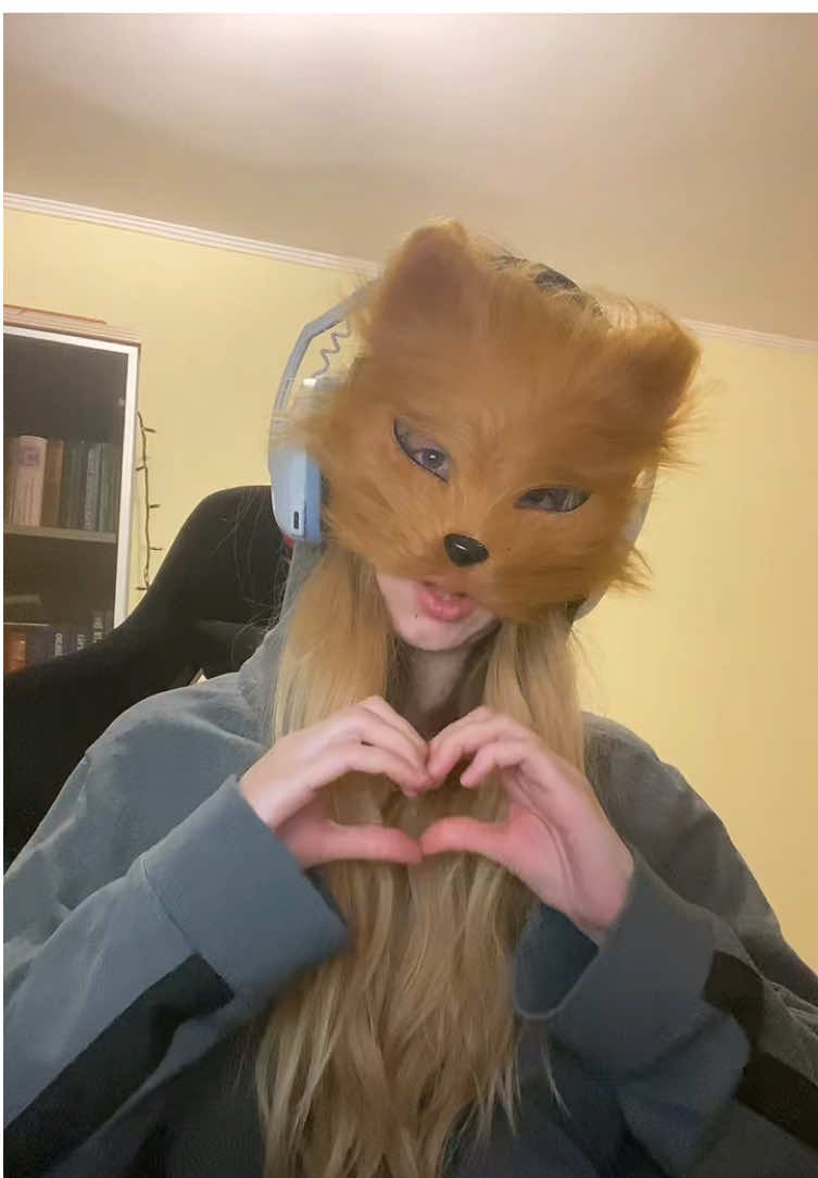 @shimmy_nya