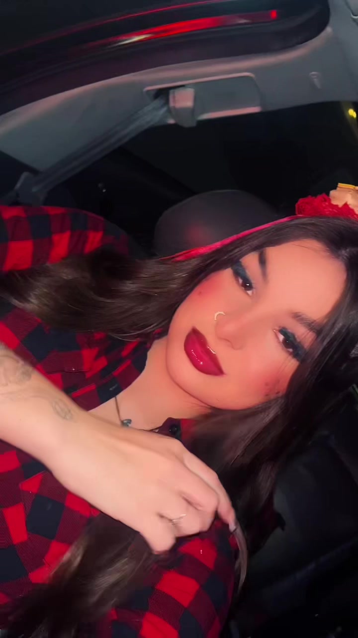 @Lau Kochinski