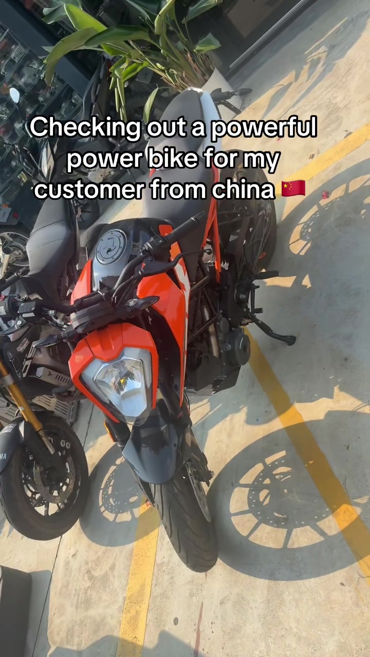 @Chillux 🇨🇳