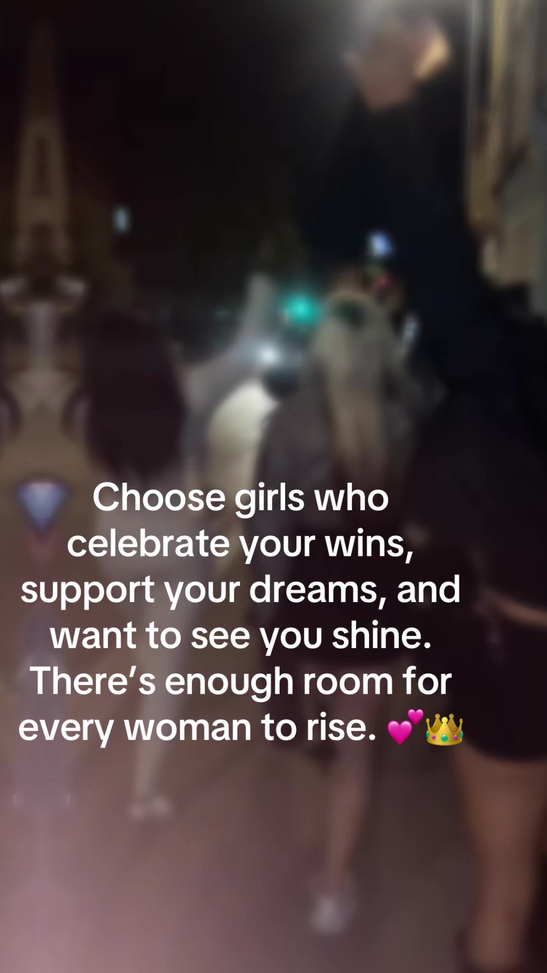 @KELL ✨