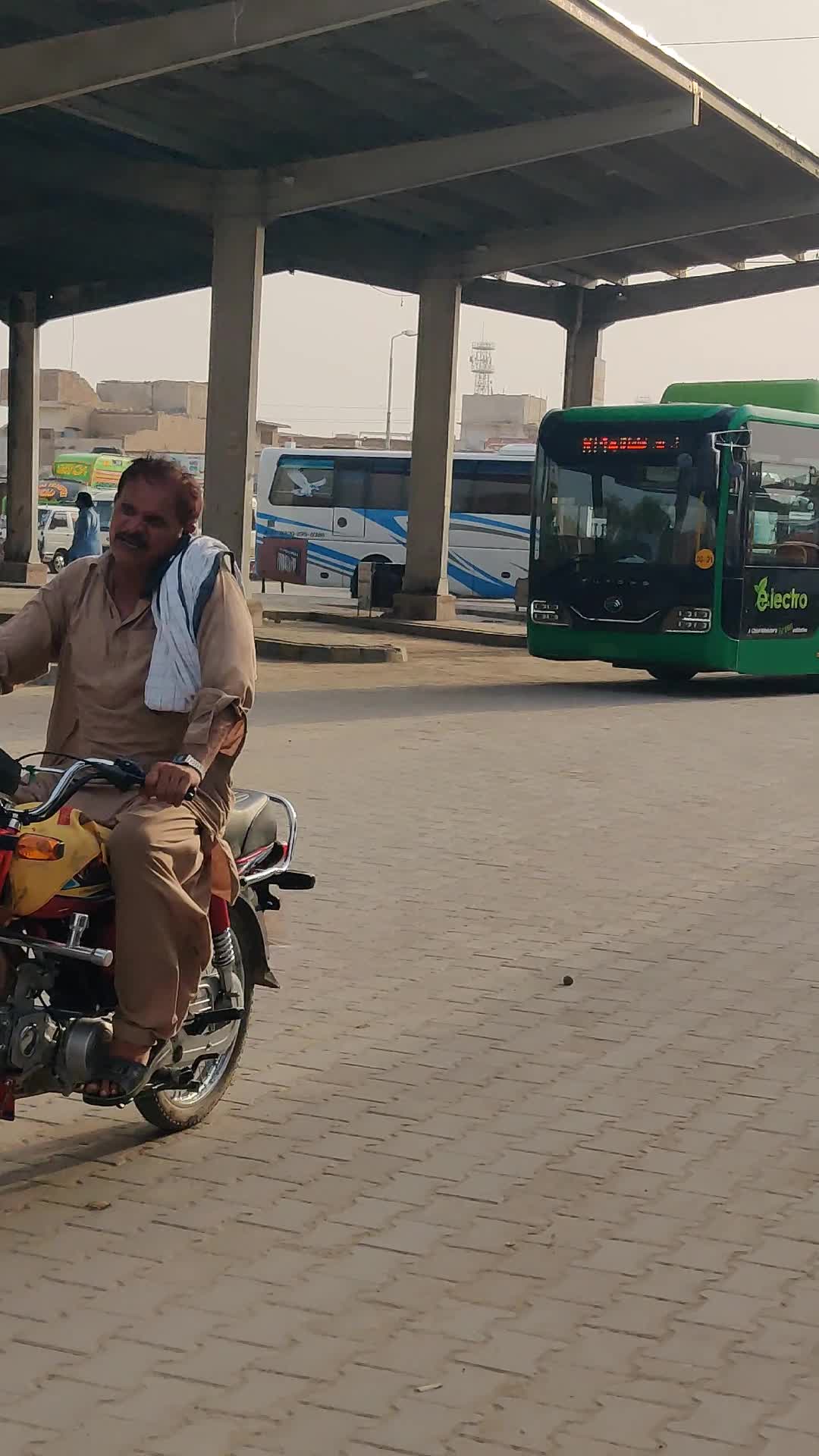 @Punjab Green Bus