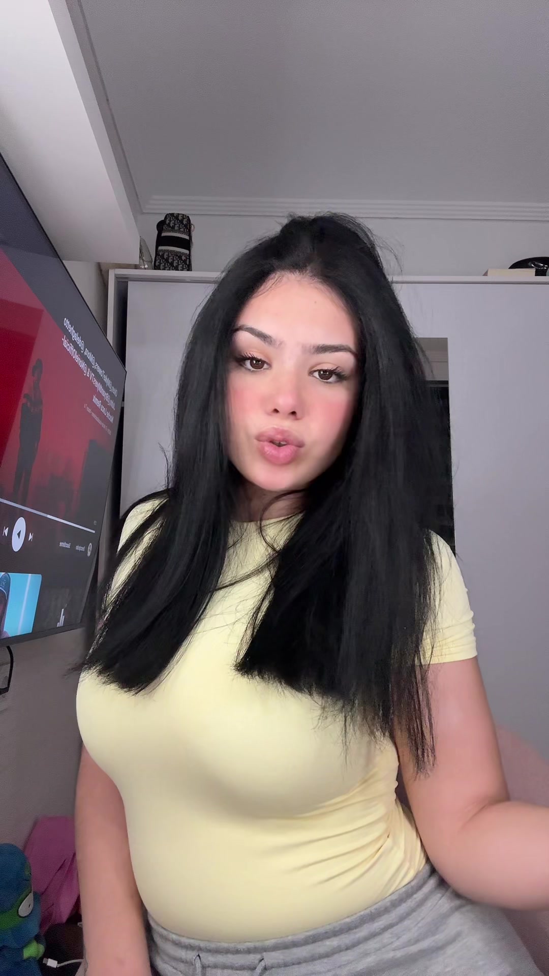 @aroitaa
