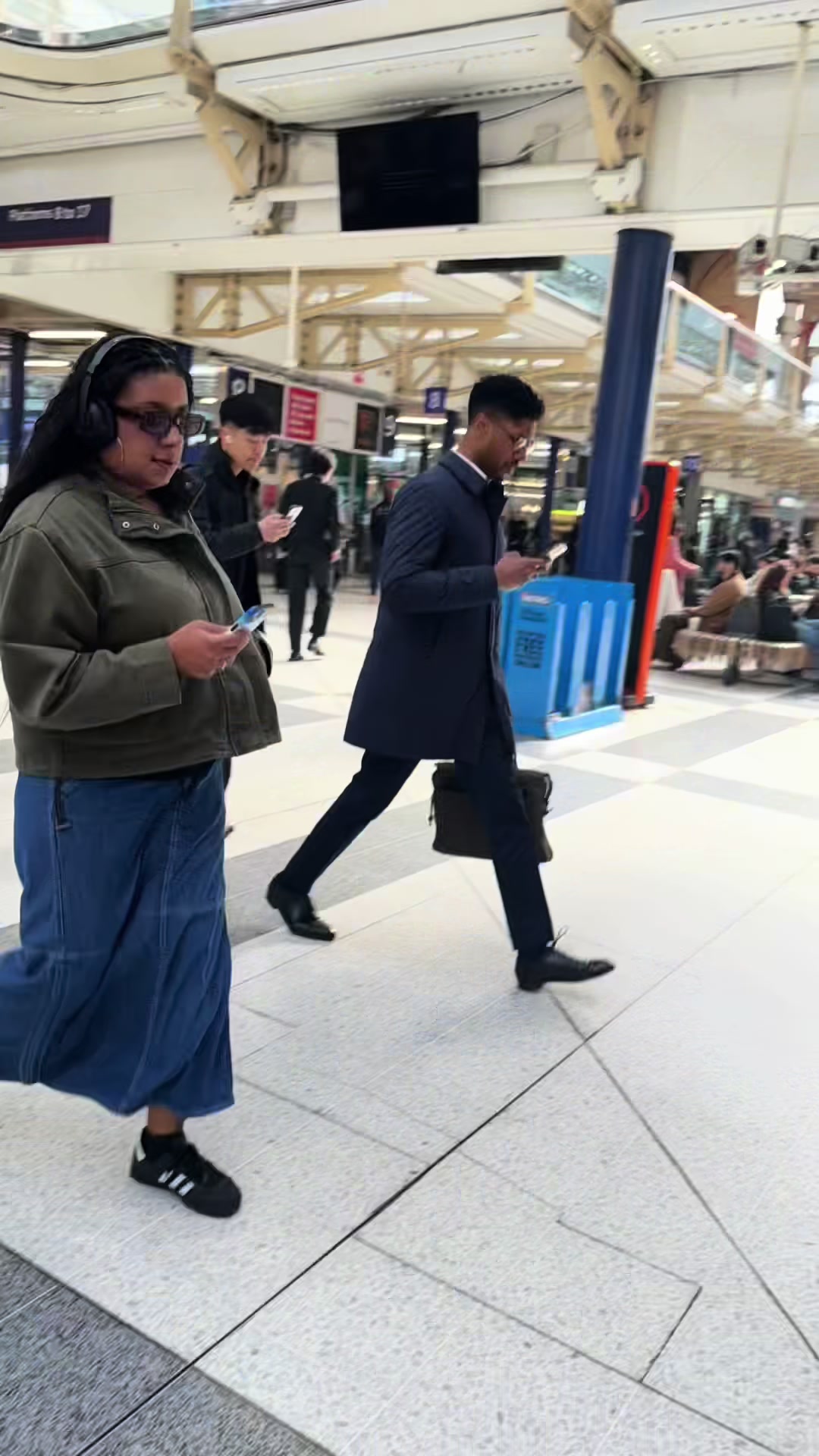 @Julya SmileHair