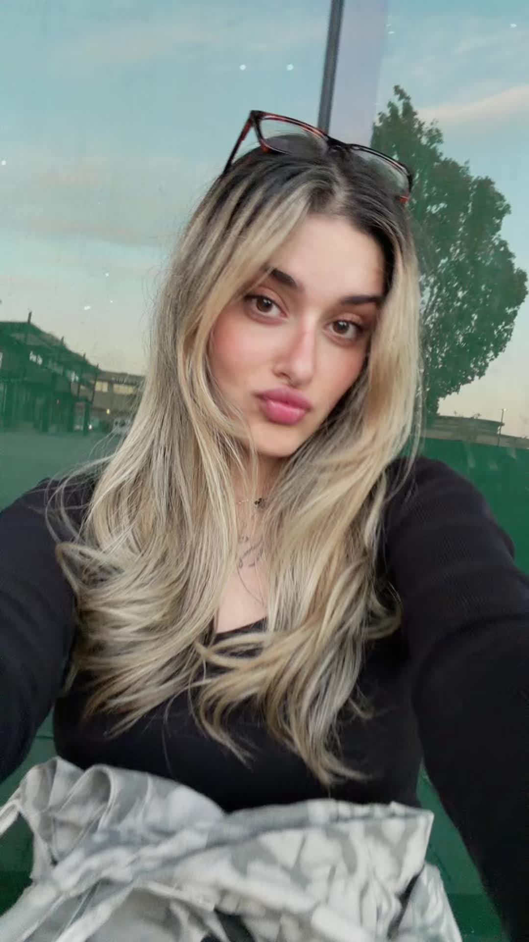 @Lena