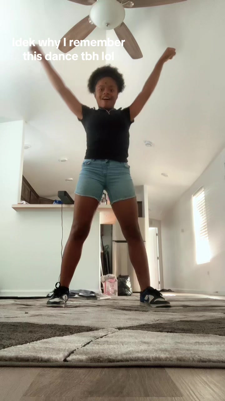 @Khilee