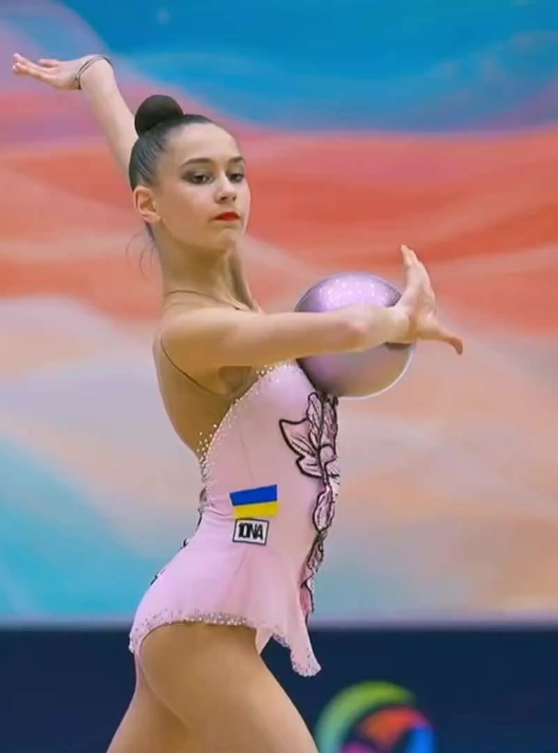 @Rhythmic gymnastics 🩵