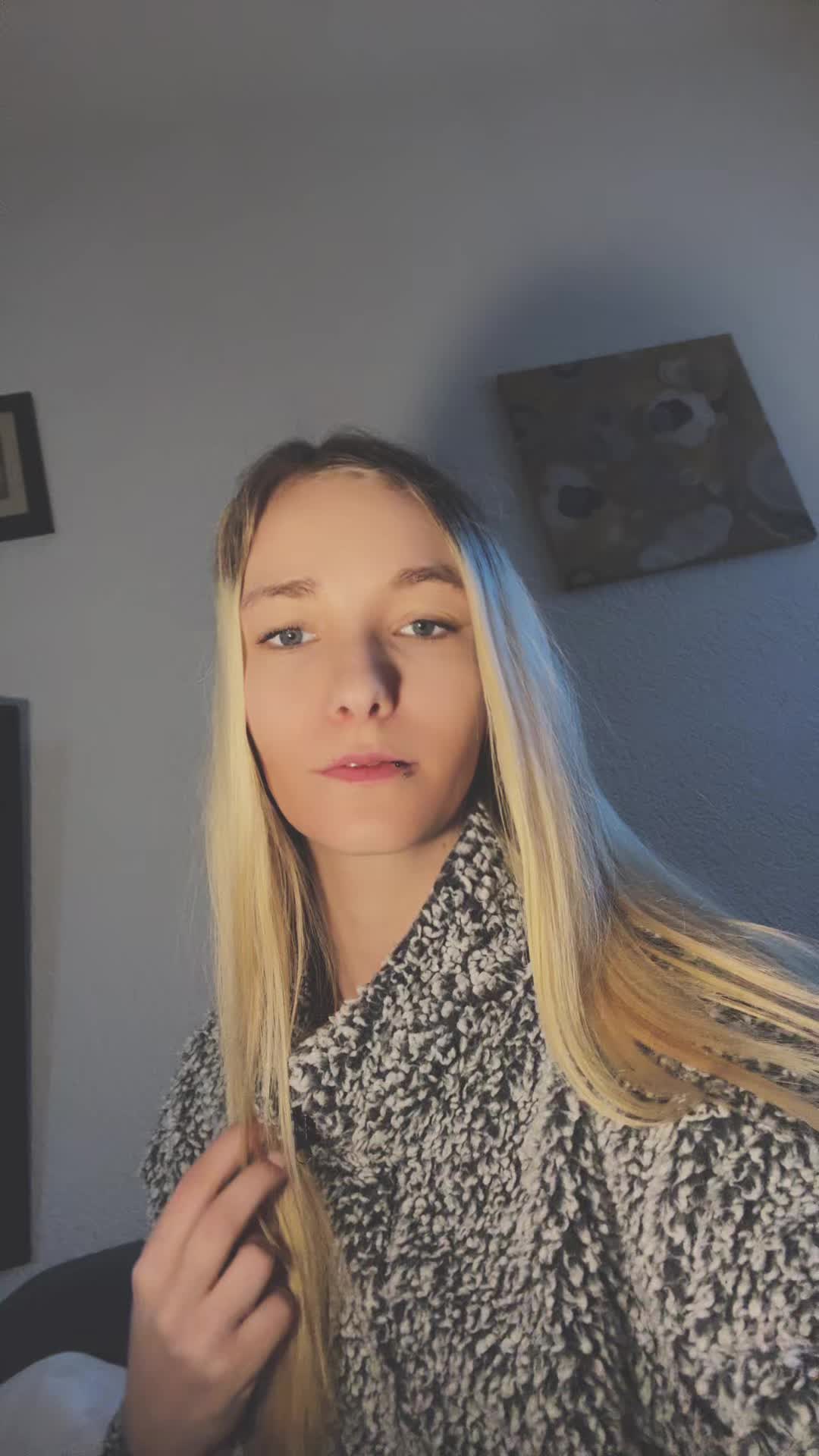 @Ronja🫵
