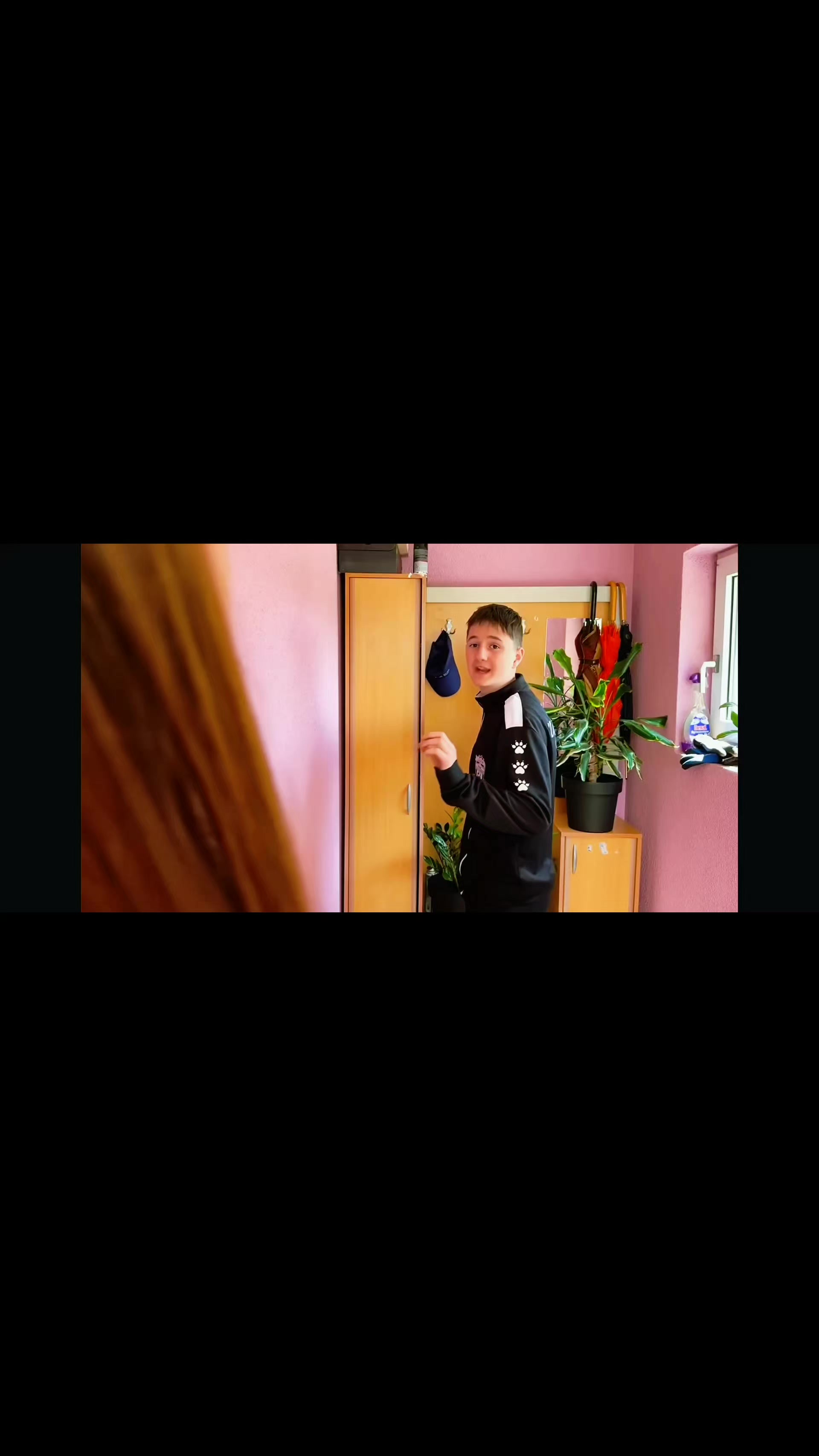 @redžo.nrx