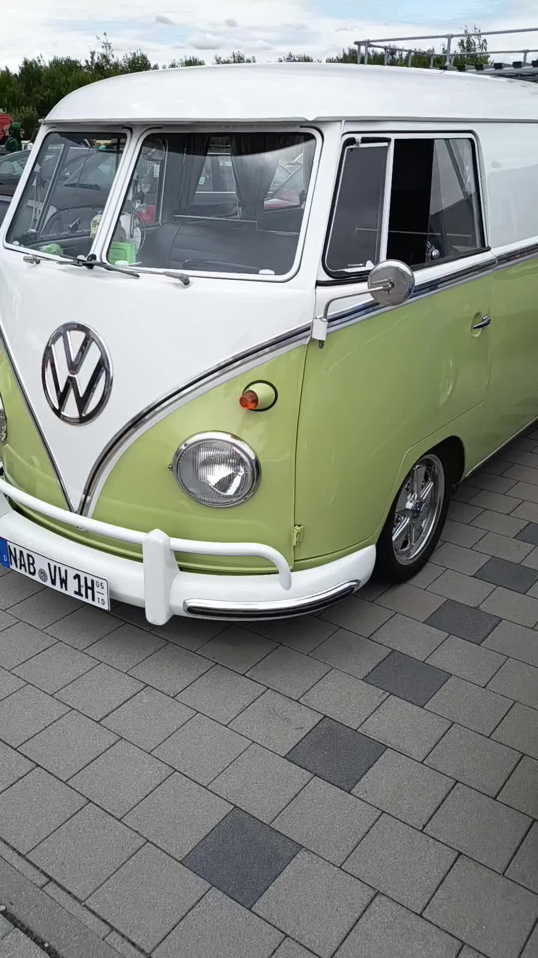 @Classic Car Fan 01