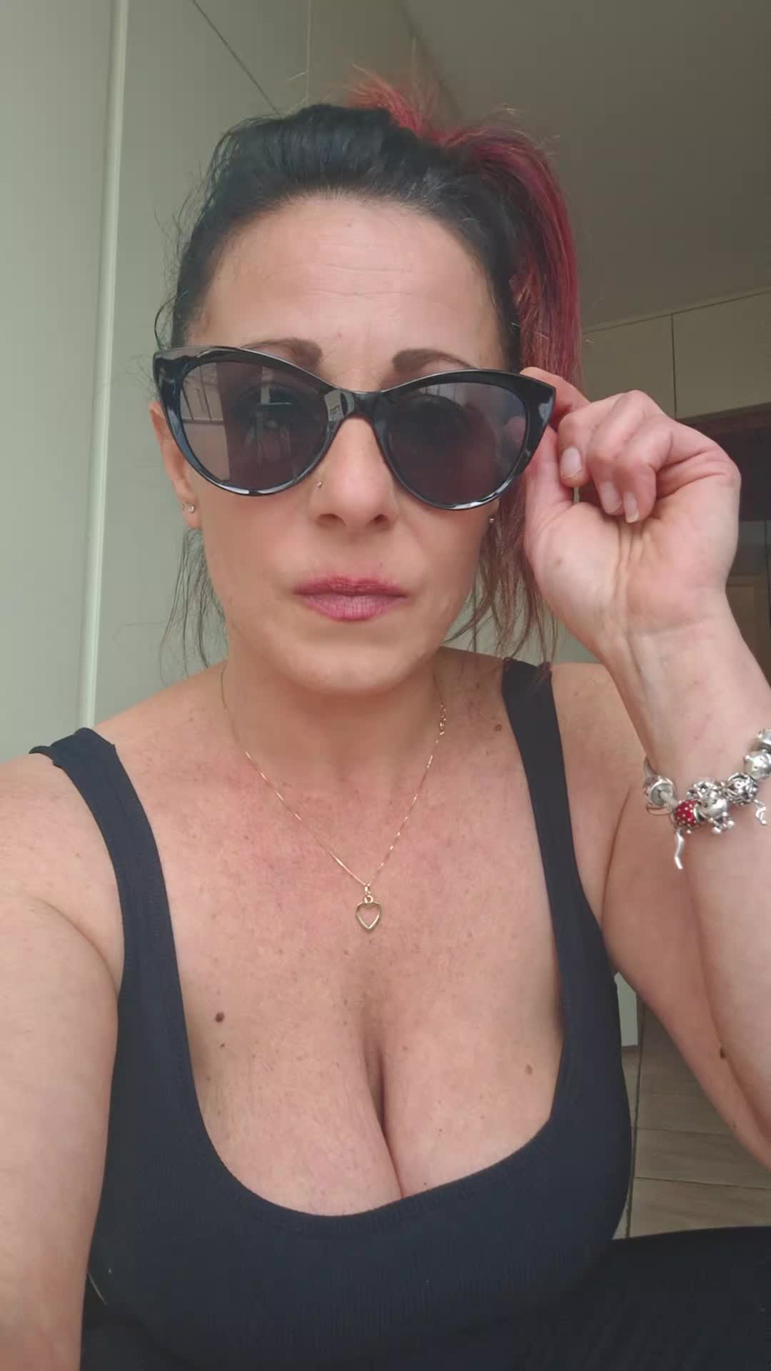 @tempestina