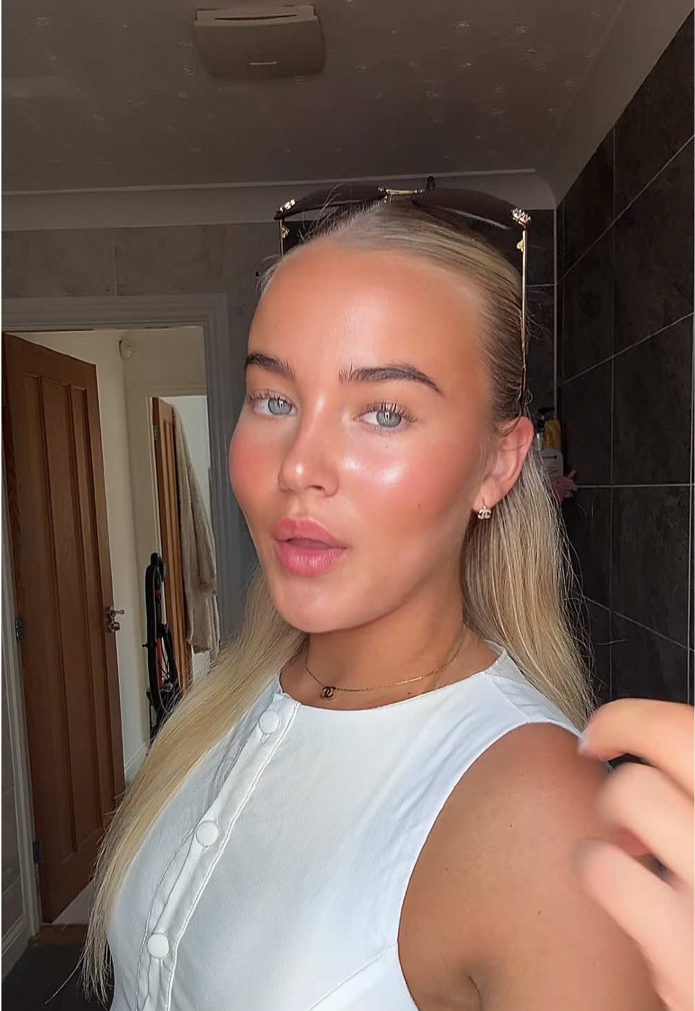 @LOTTIE-LOU RABJOHN