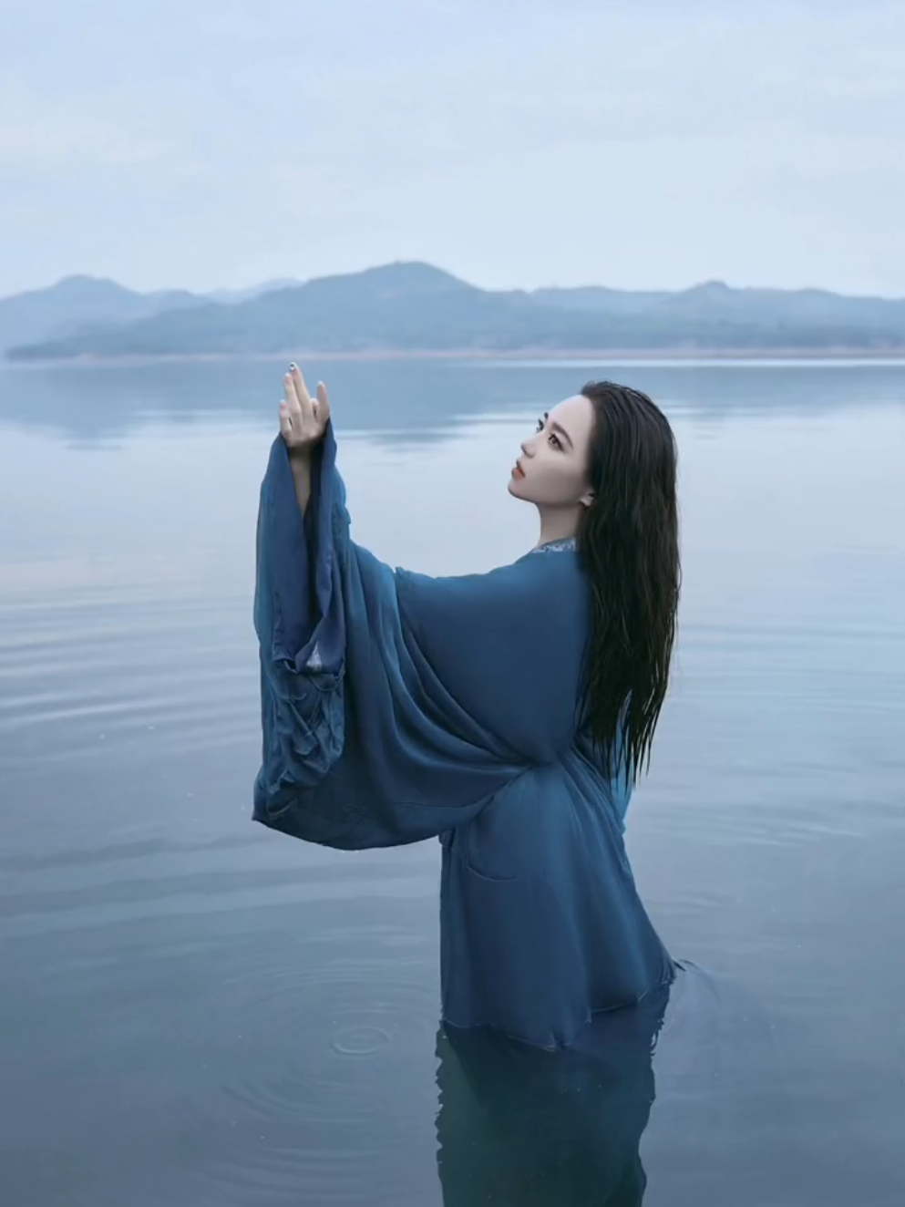 @Pose Đẹp Khi Du Lịch Trung