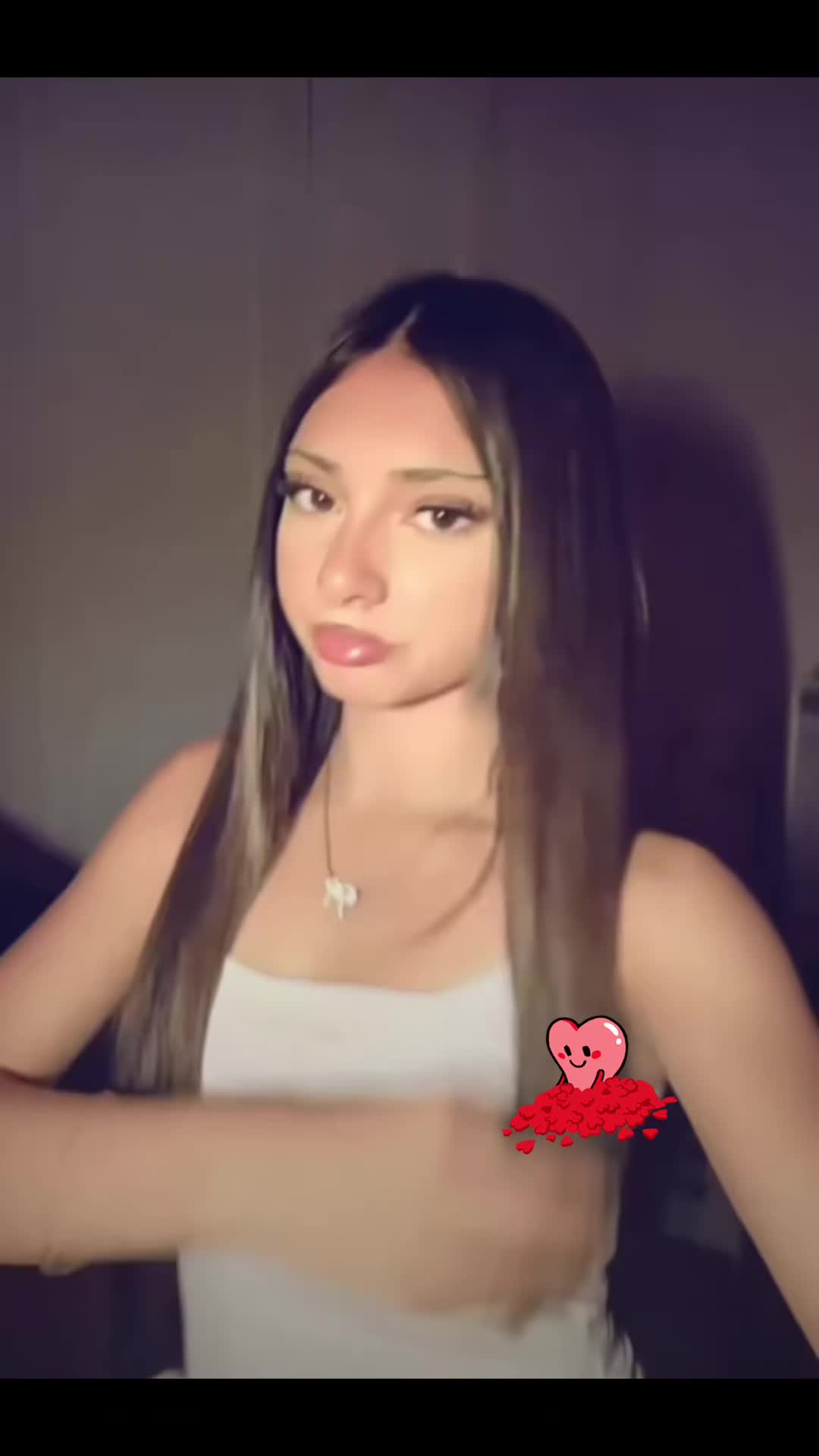 @𝒍𝒐𝒓𝒊'🦐