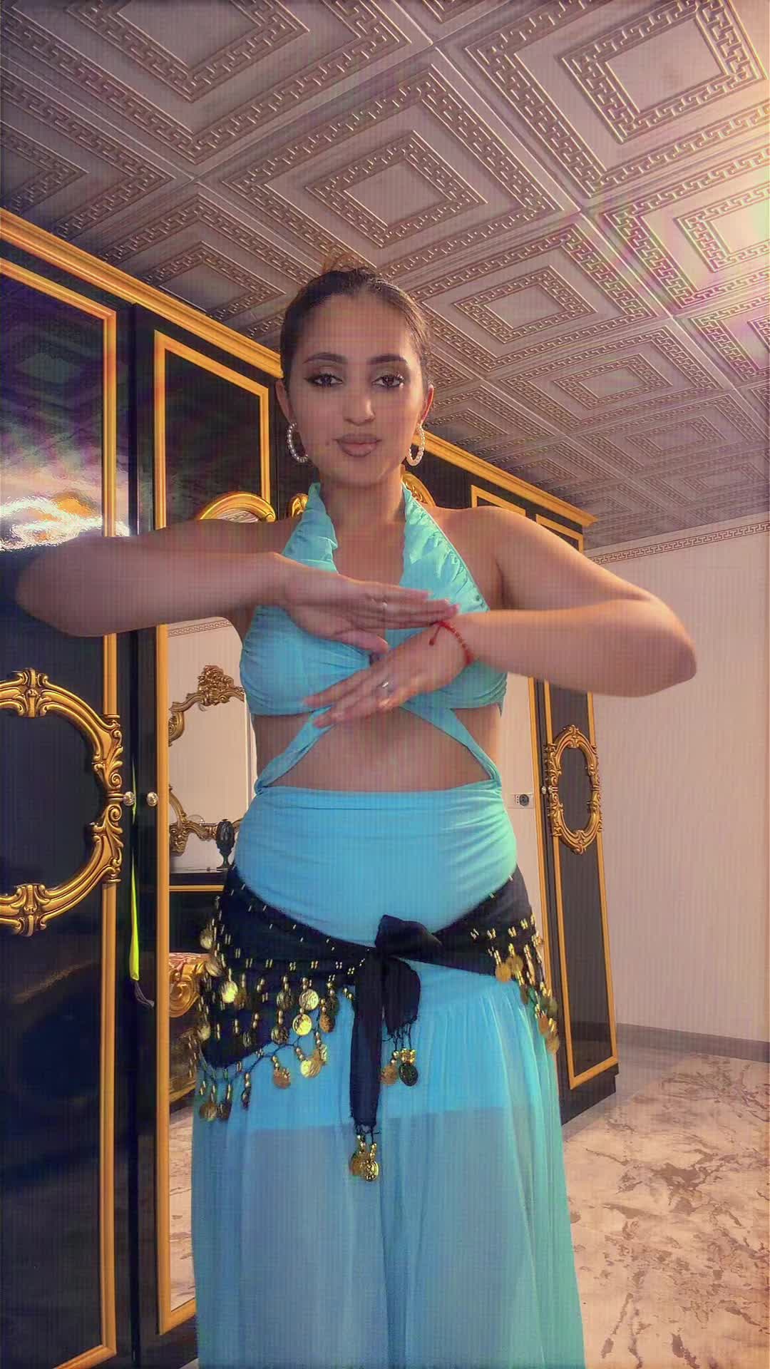 @__anaaa18__