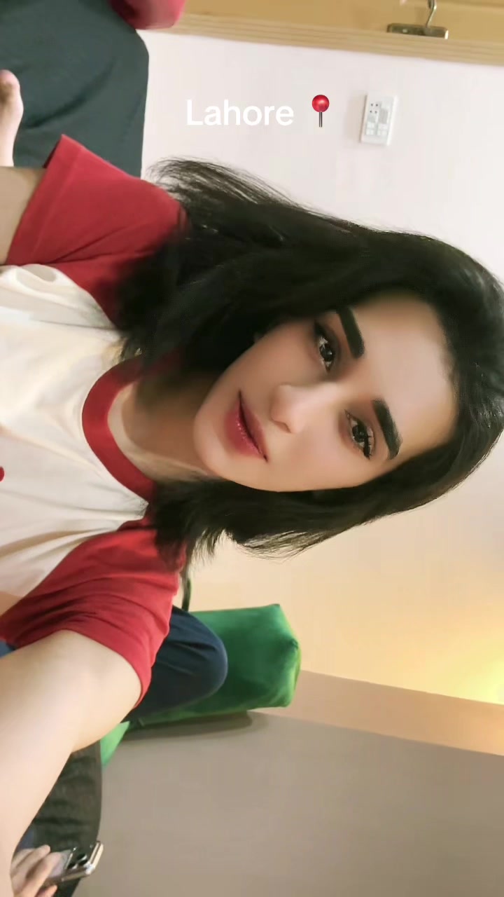 @Feeraaaaa