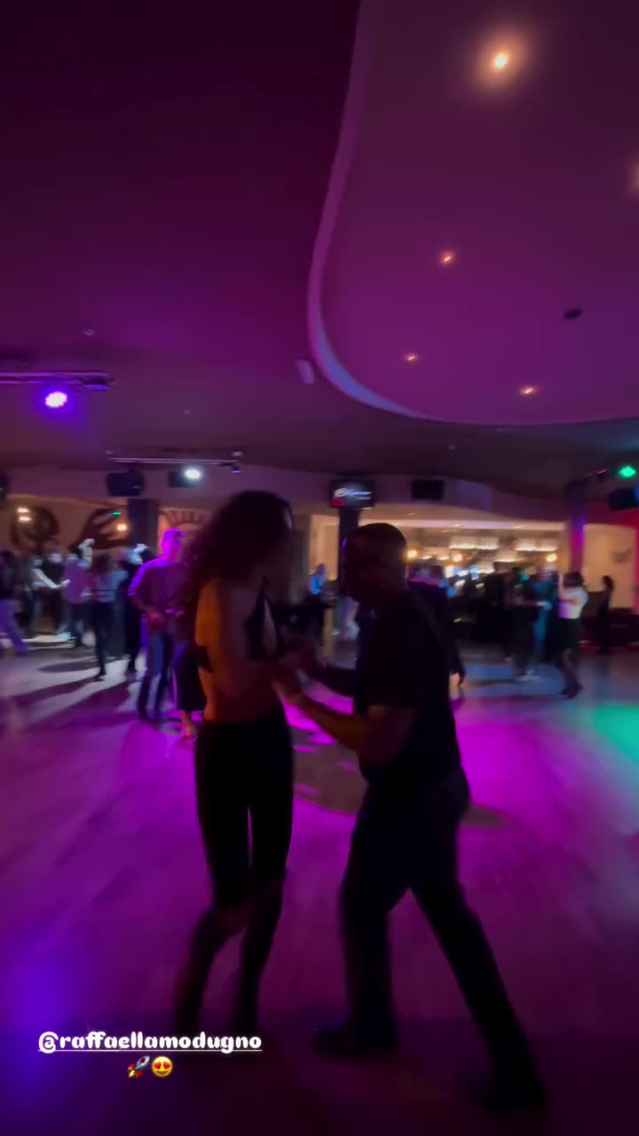 @raffaellamodugnoclub