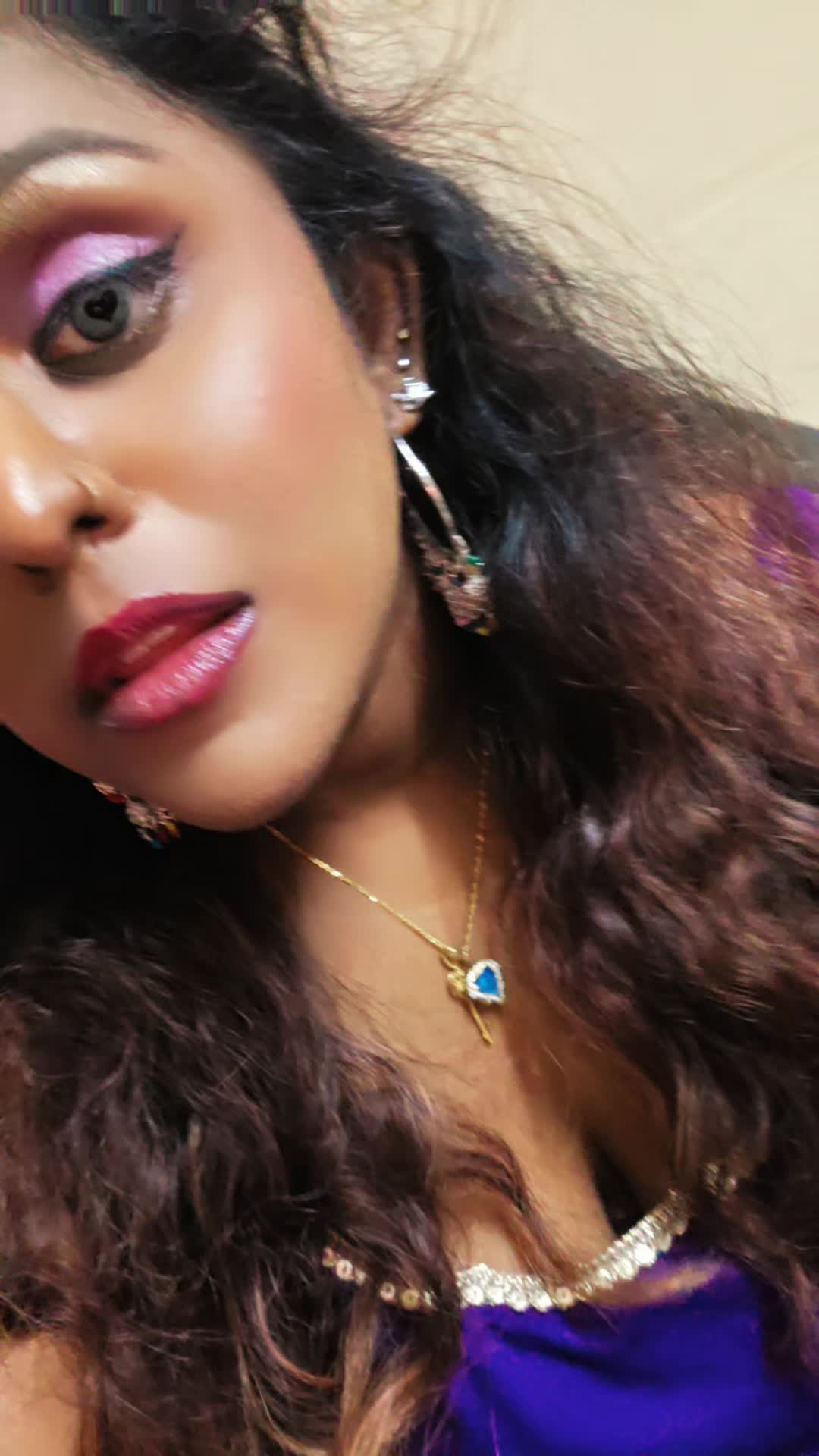 @indianceyloneseladiki
