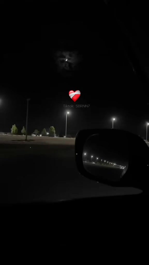 @🦋