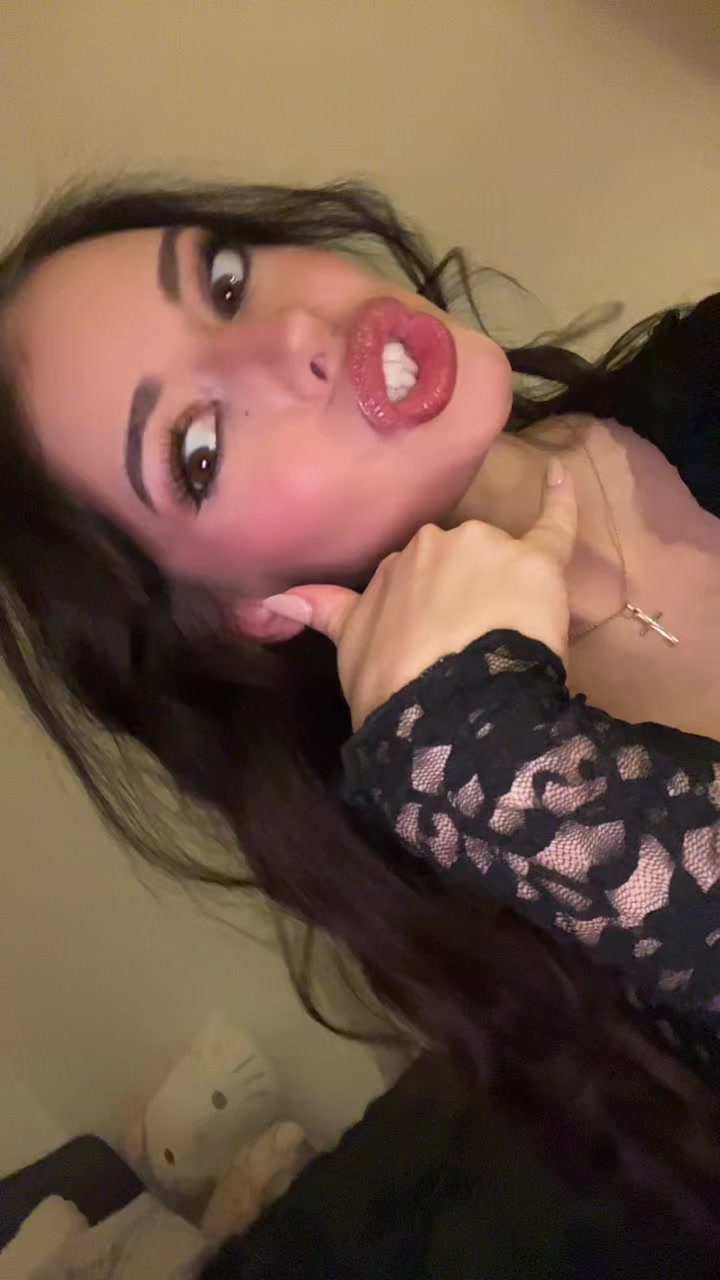@𝐀𝐬𝐭𝐫☻𝐖꩜𝐫𝐥𝐝 🐰🎀