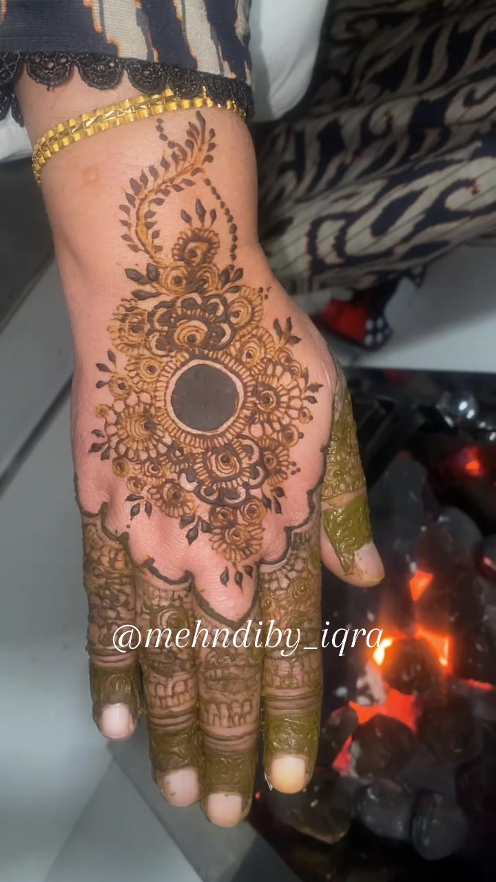 @IQRA | Birmingham HennaAritist