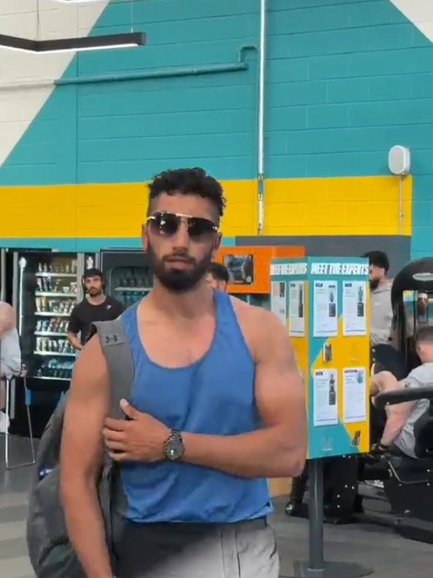@Mushtank Muscle 😈💪🏽