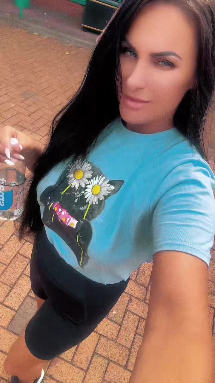 @Kleopatra👑🇱🇹🇬🇧