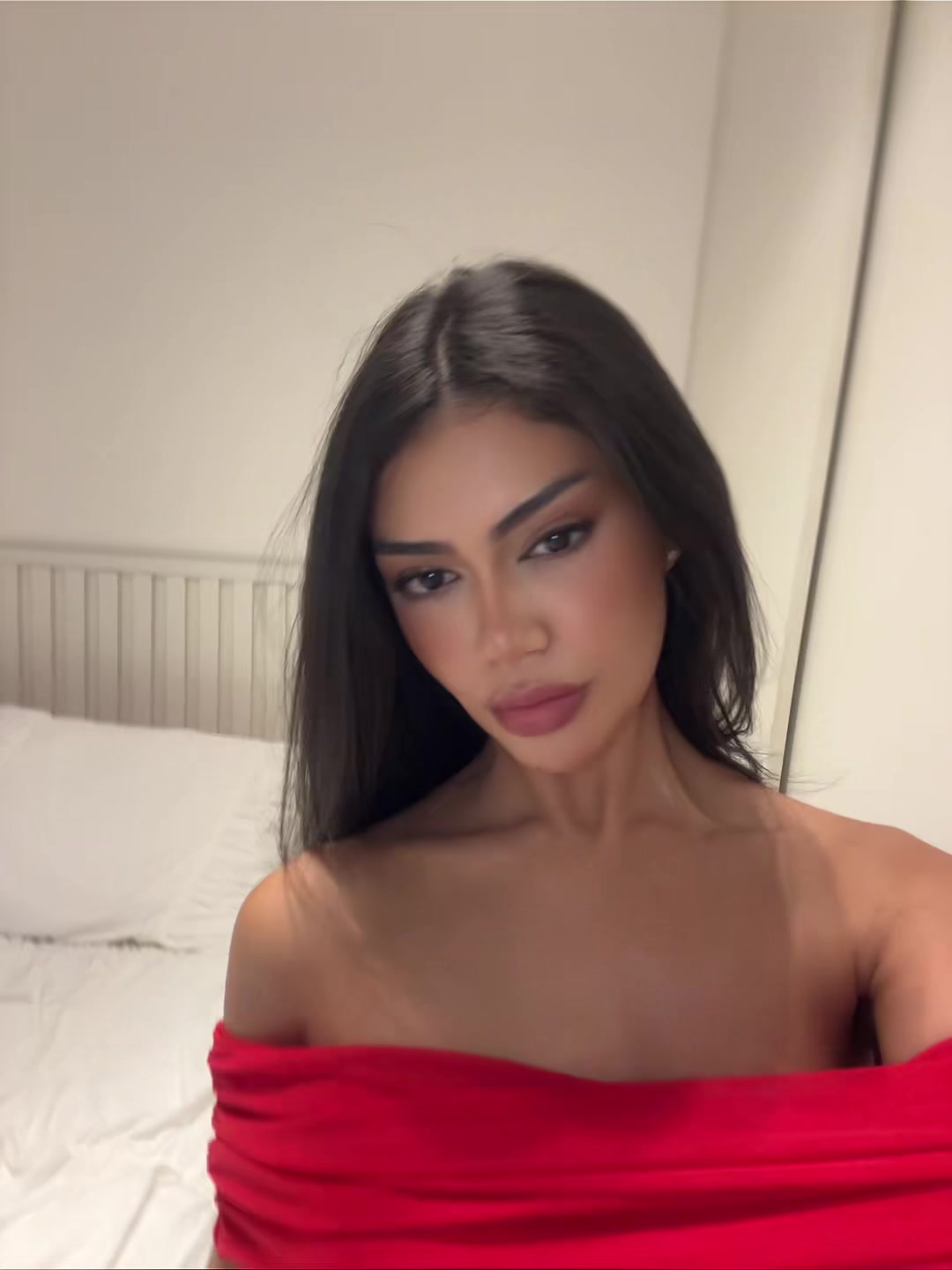 @Manuely🧜🏽♀️