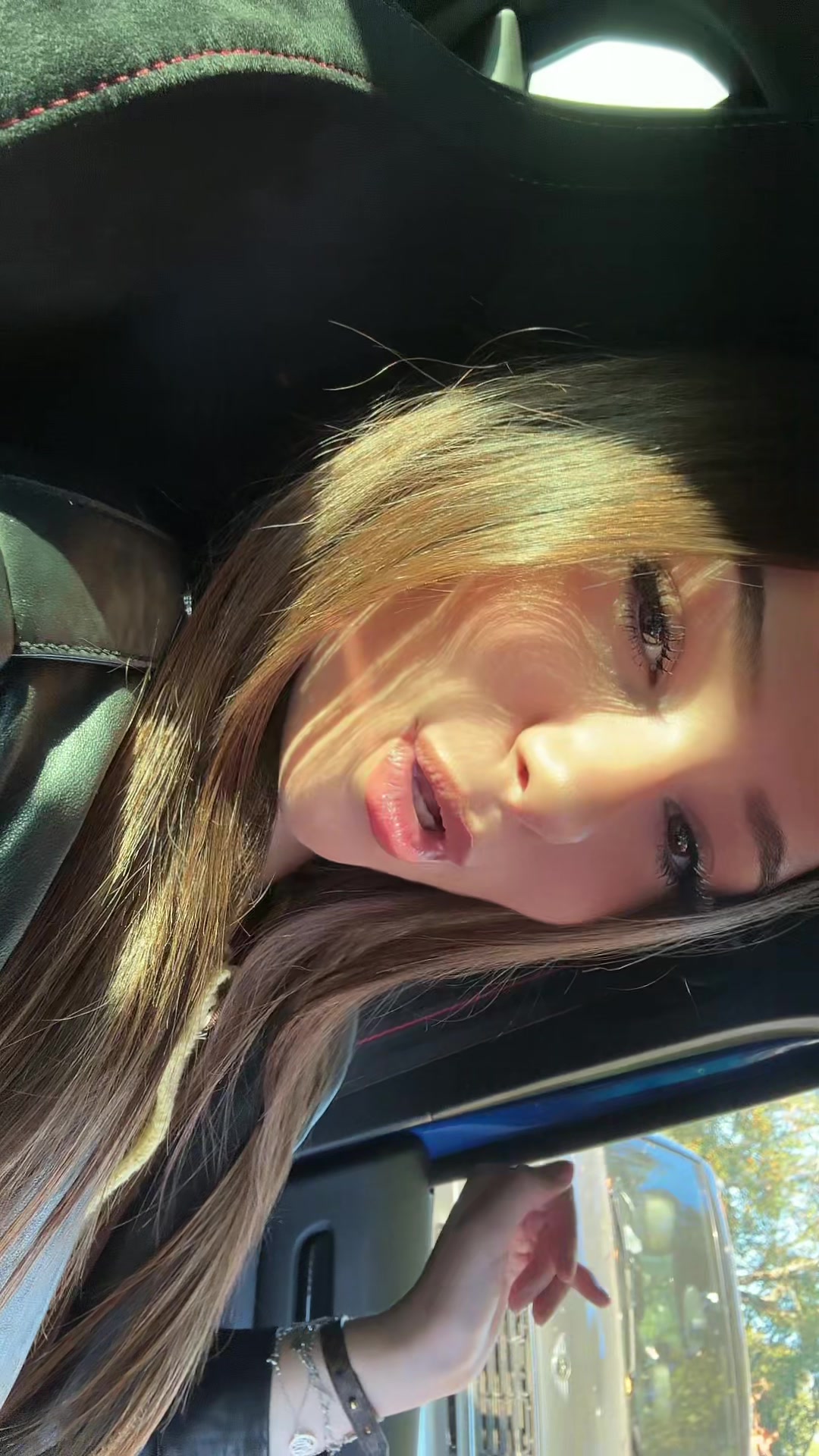 @𝕷𝖔𝖑𝖆