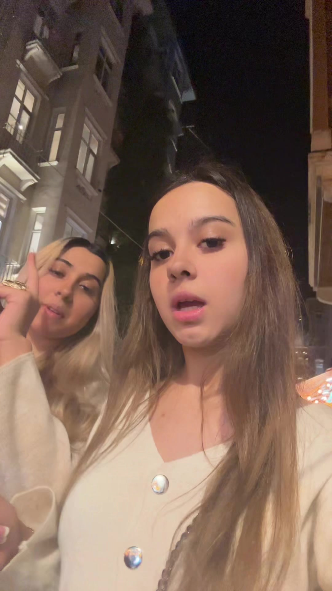 @Roxanarostz🖤🦅