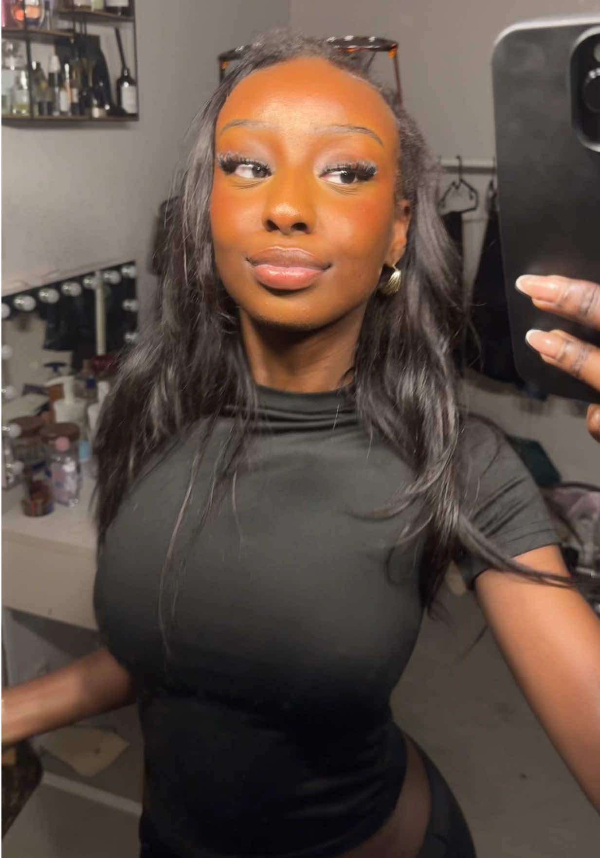 @️