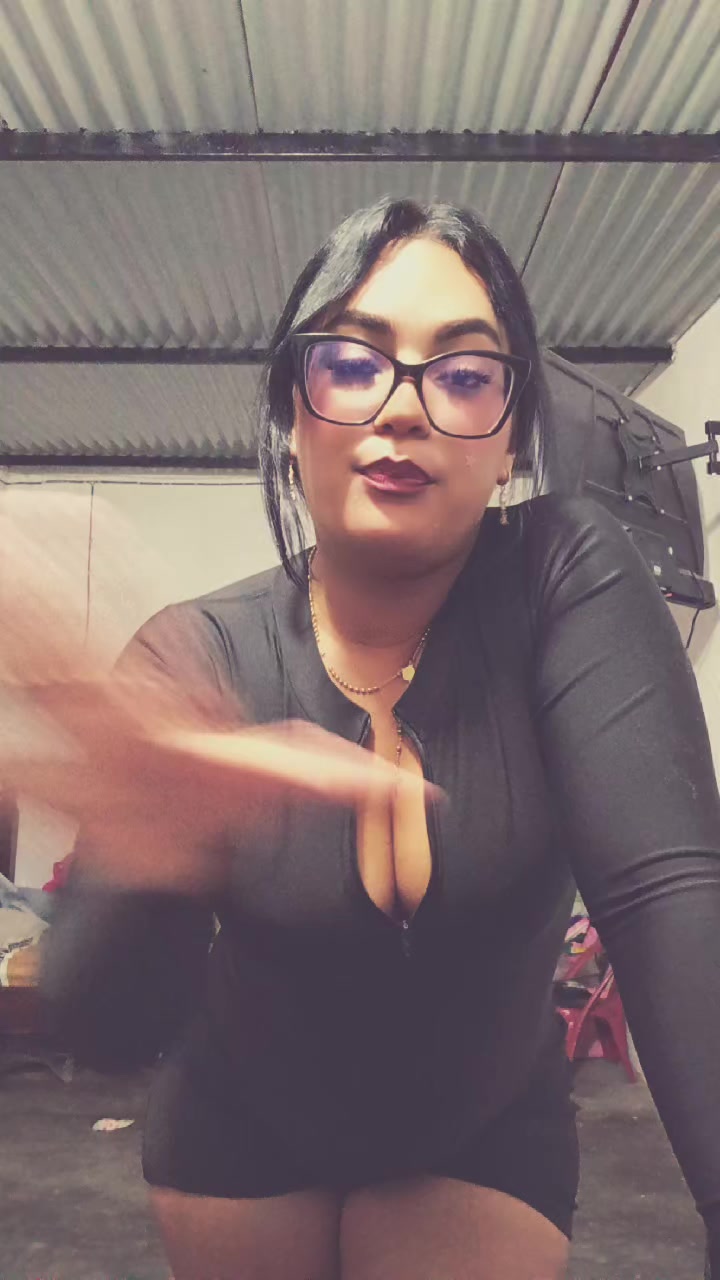 @Greissel 👸🏽🦋