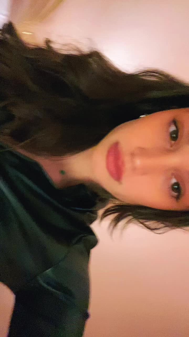 @allegra de rosa