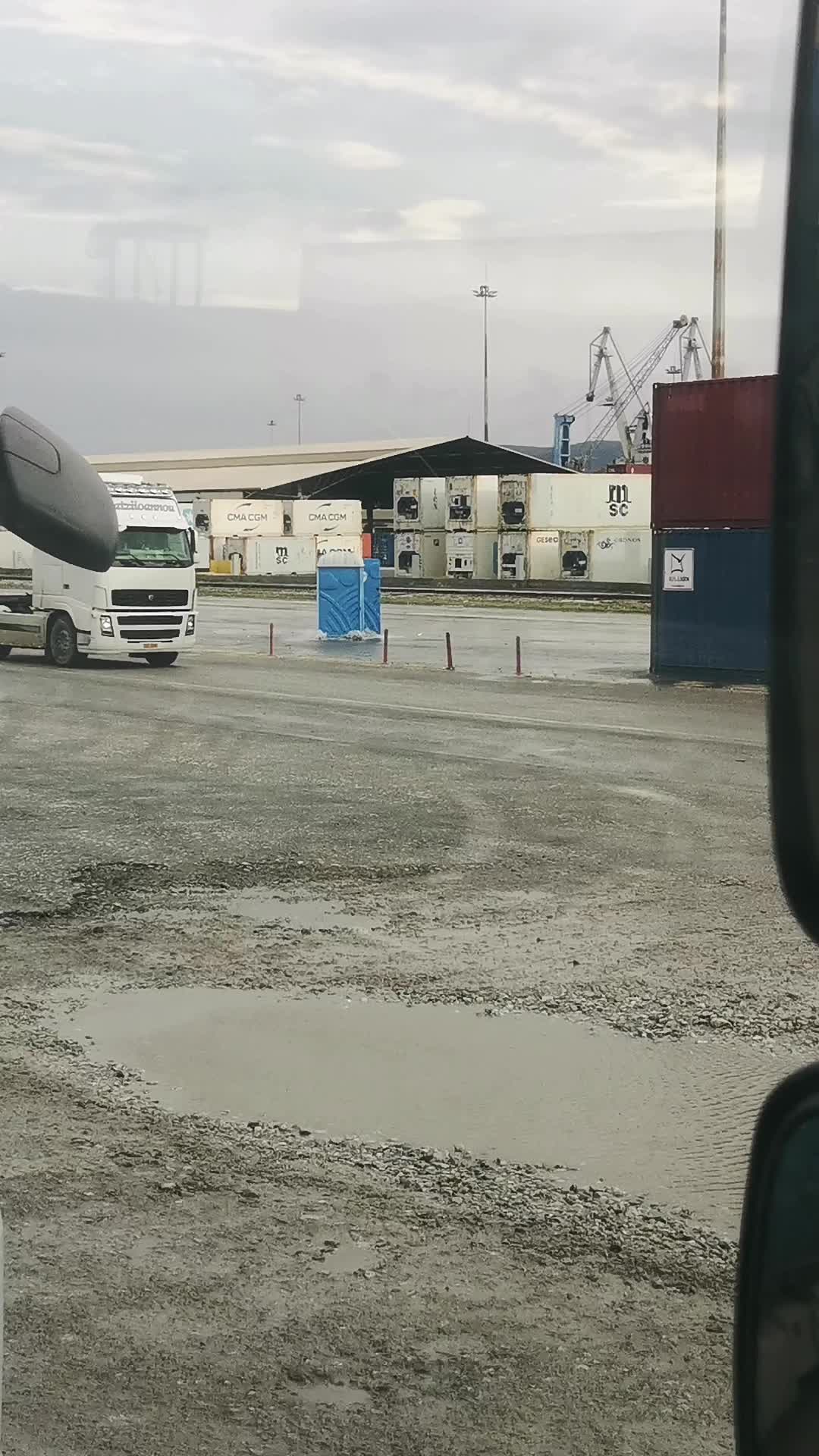 @Kostas Mpakos