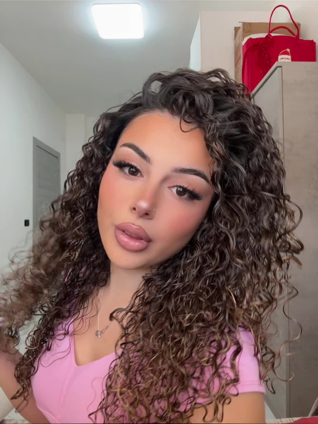 @𝓮