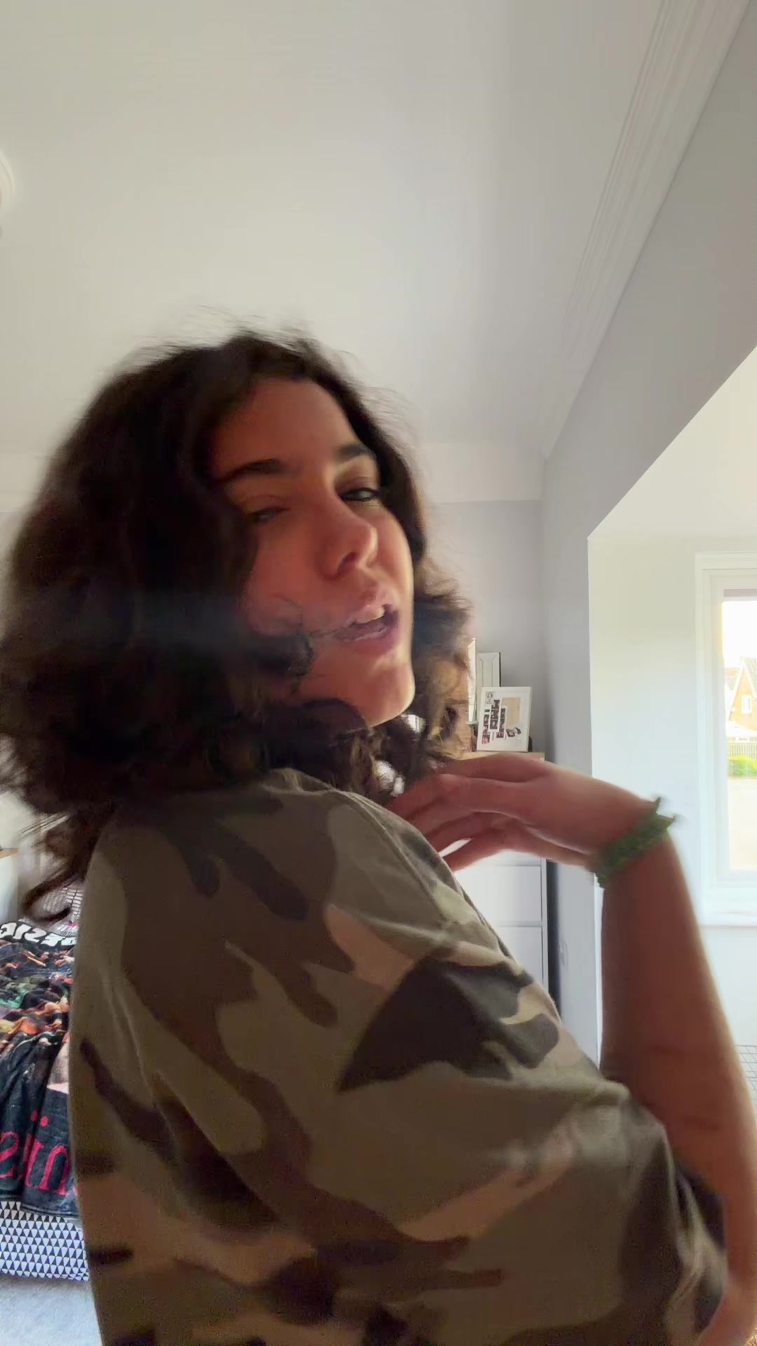 @AMELIEEE