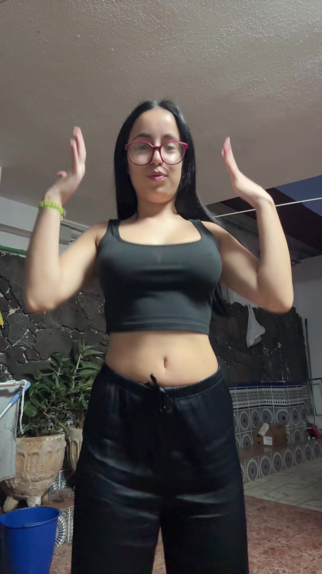 @laurita02275