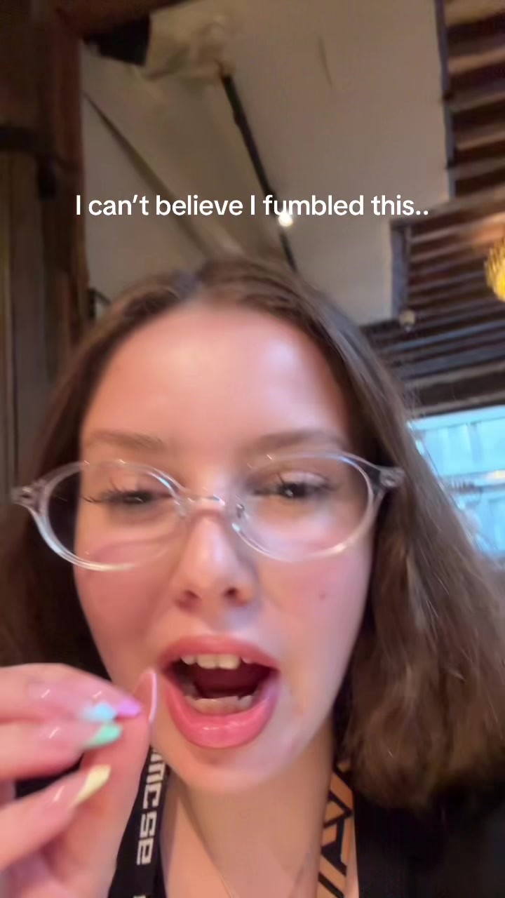 @Twitch @elena