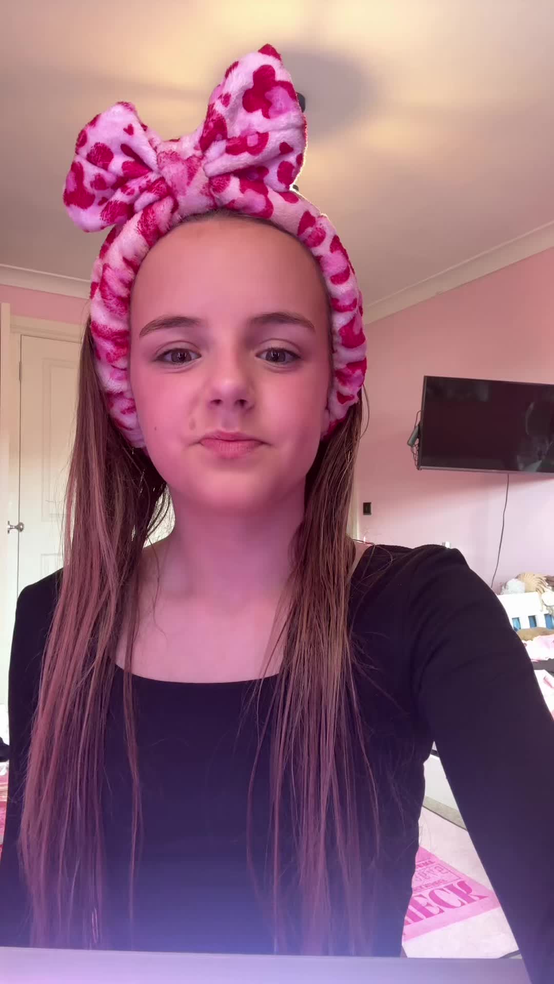 @🎀 𝓞𝓵𝓲𝓿𝓲𝓪 𝓖𝓻𝓪𝓬𝓮 🎀