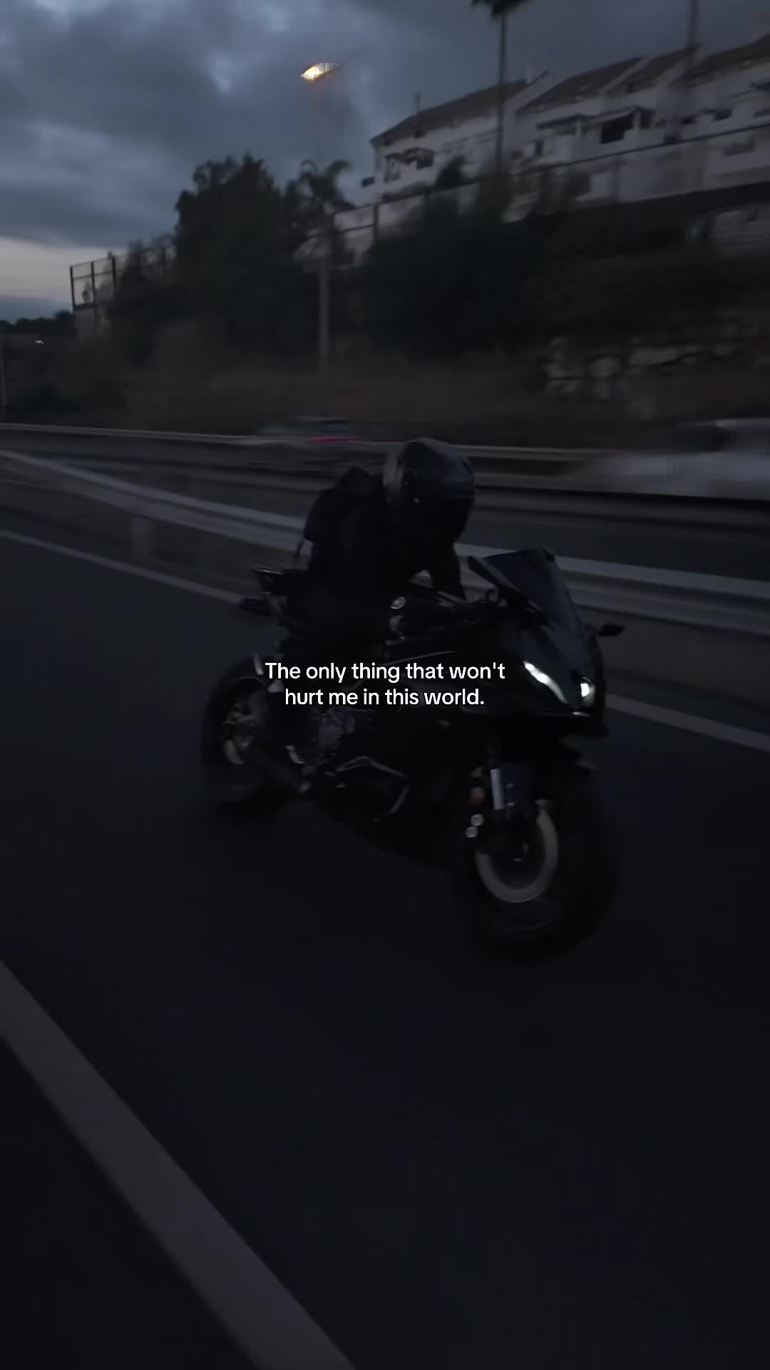@R7.STORM