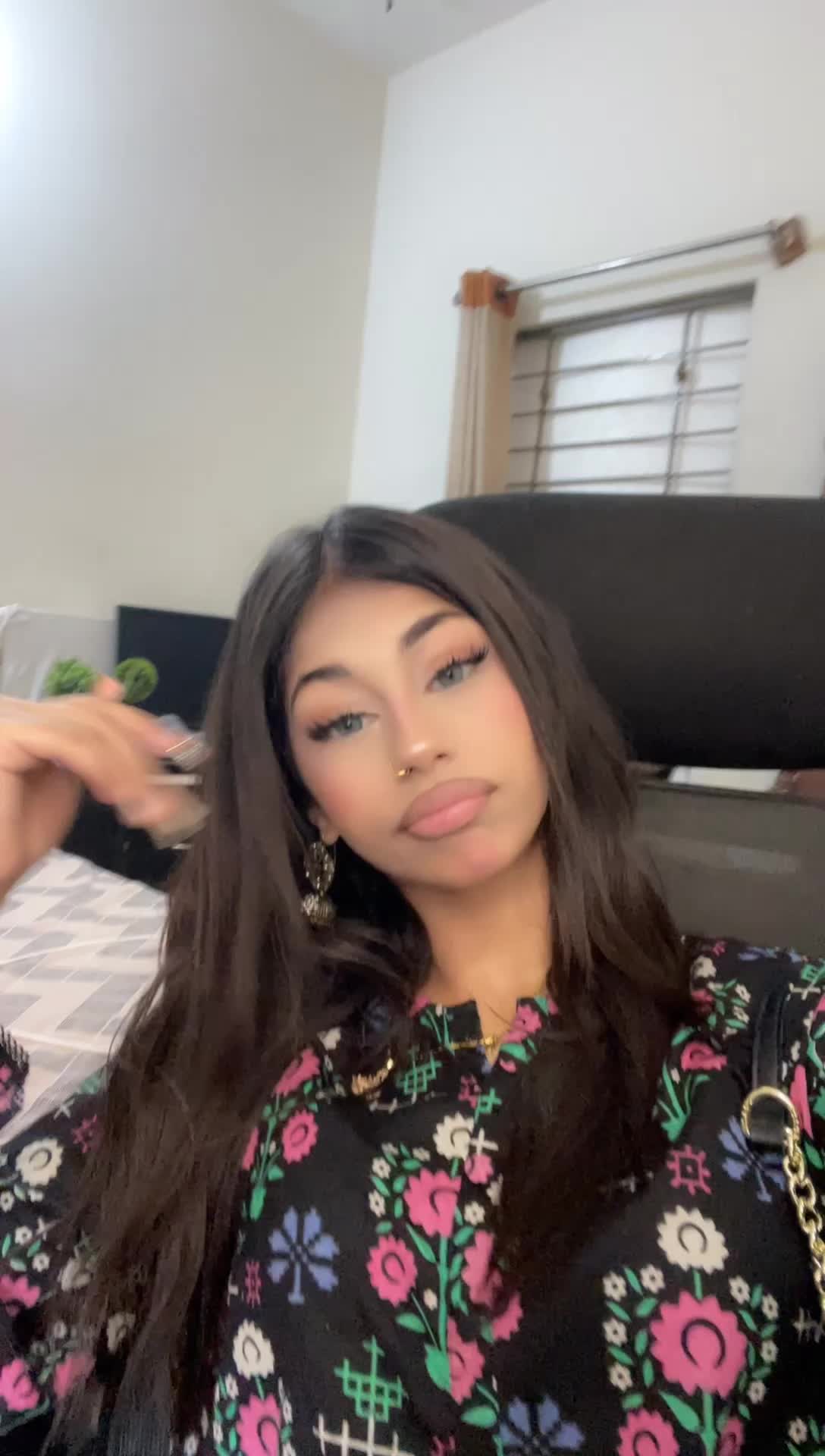@𝐄ꨄ