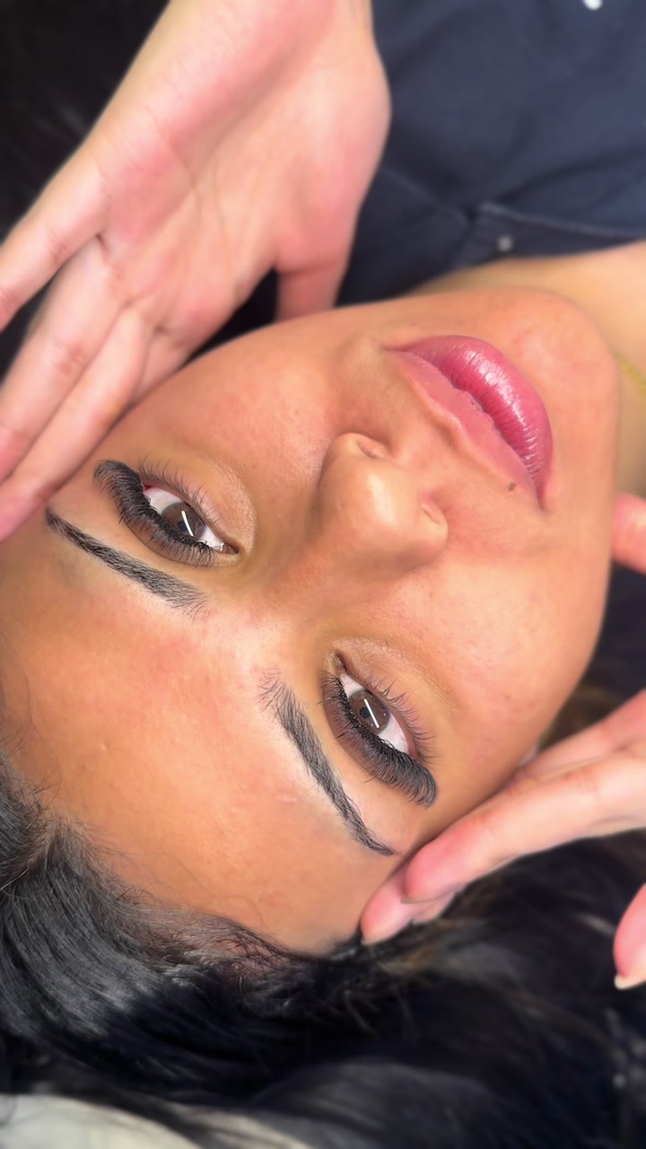 @isa lashes
