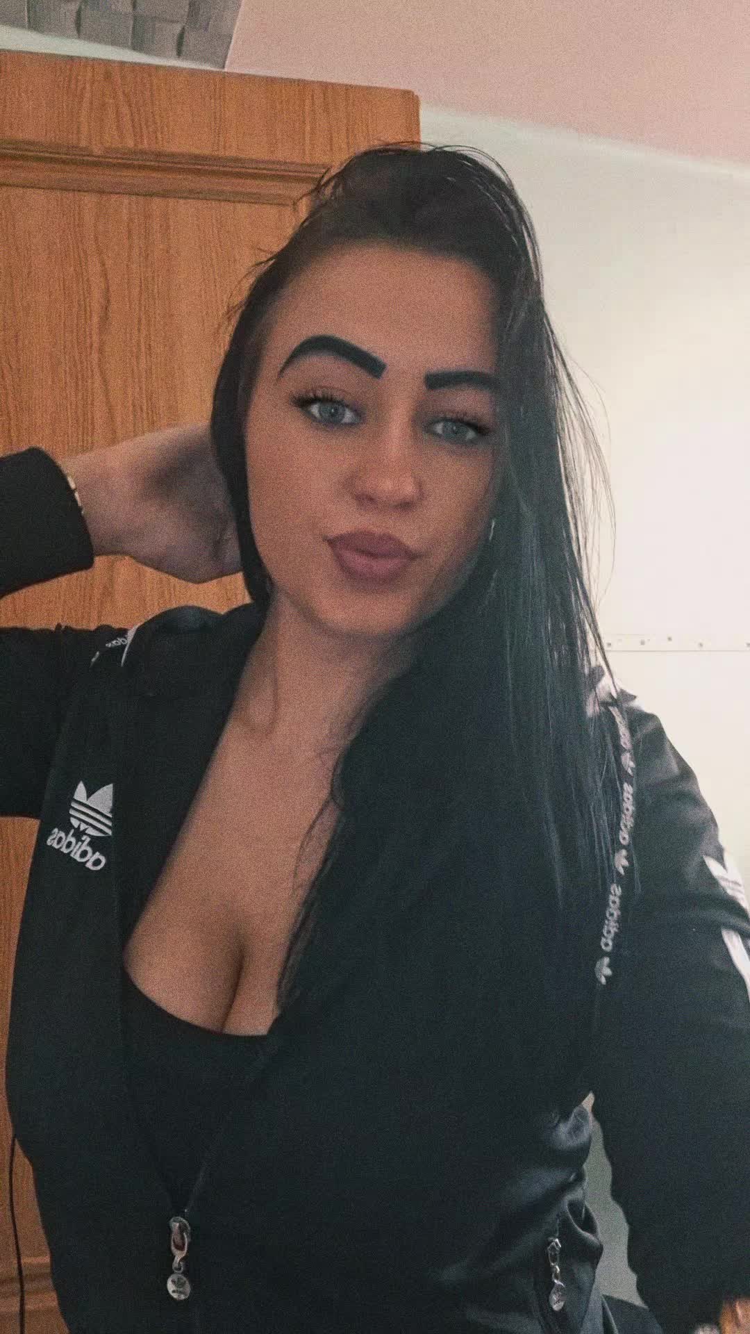 @Laura Juhász⚜️❤️⚜️