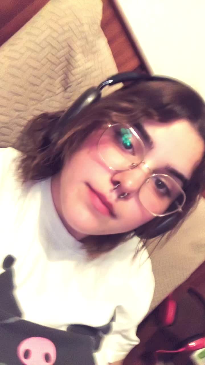 @yiyi🖤💅🏼