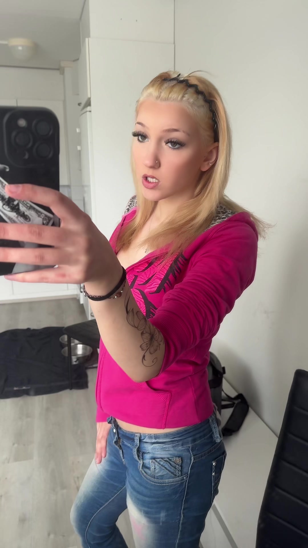 @️Emma💋👀