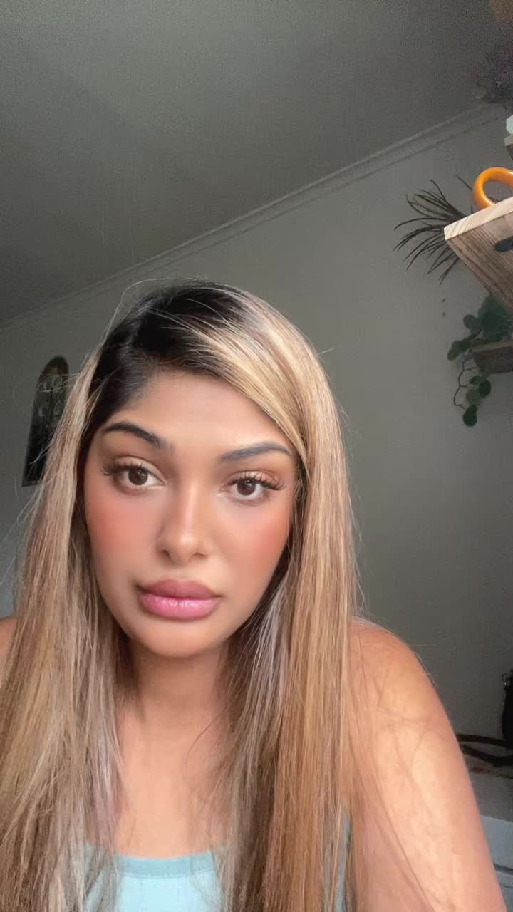 @Lavyy
