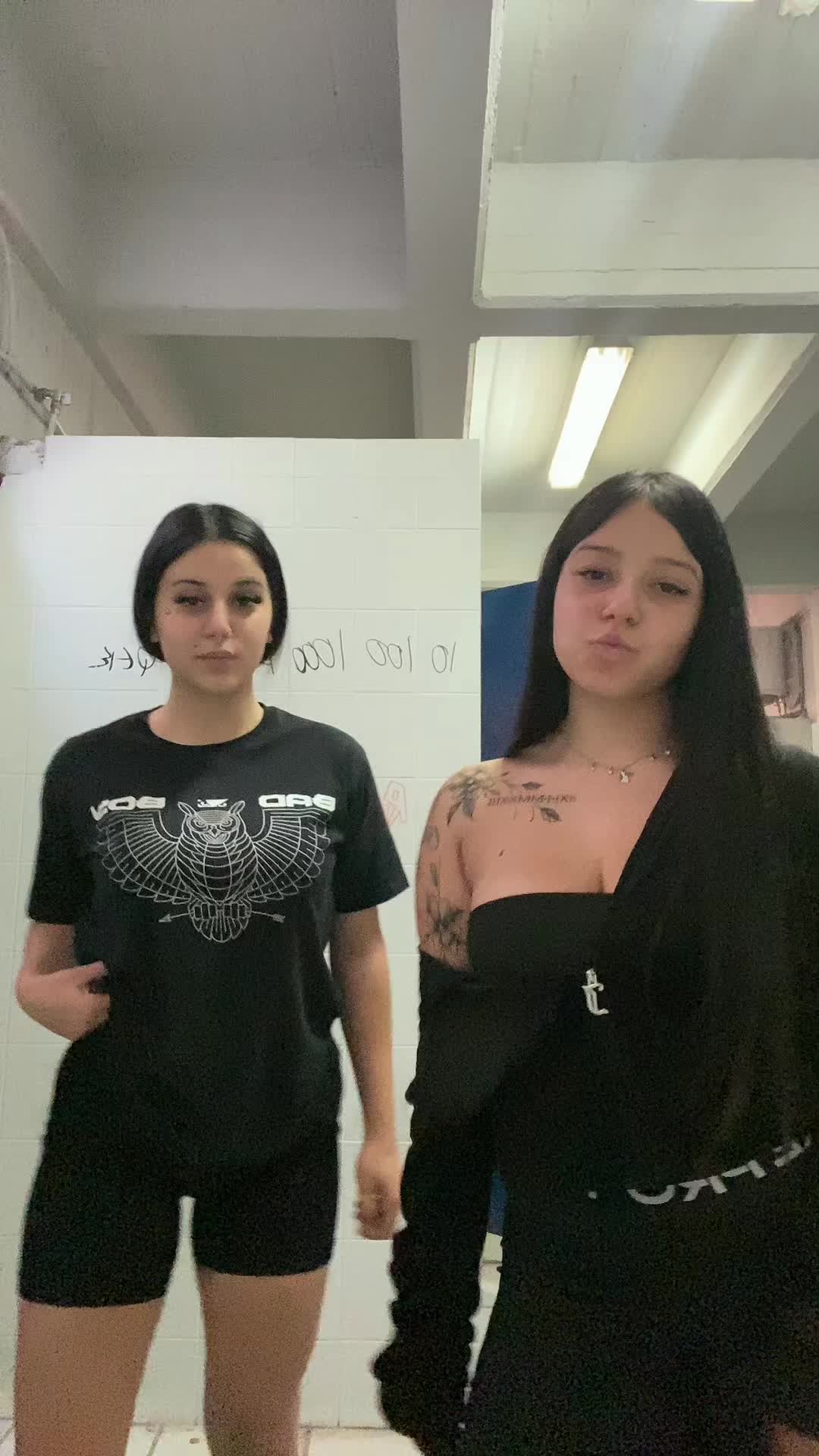 @𝓂𝒶𝒾𝓇𝒾𝒷𝒶𝒷𝓎💗
