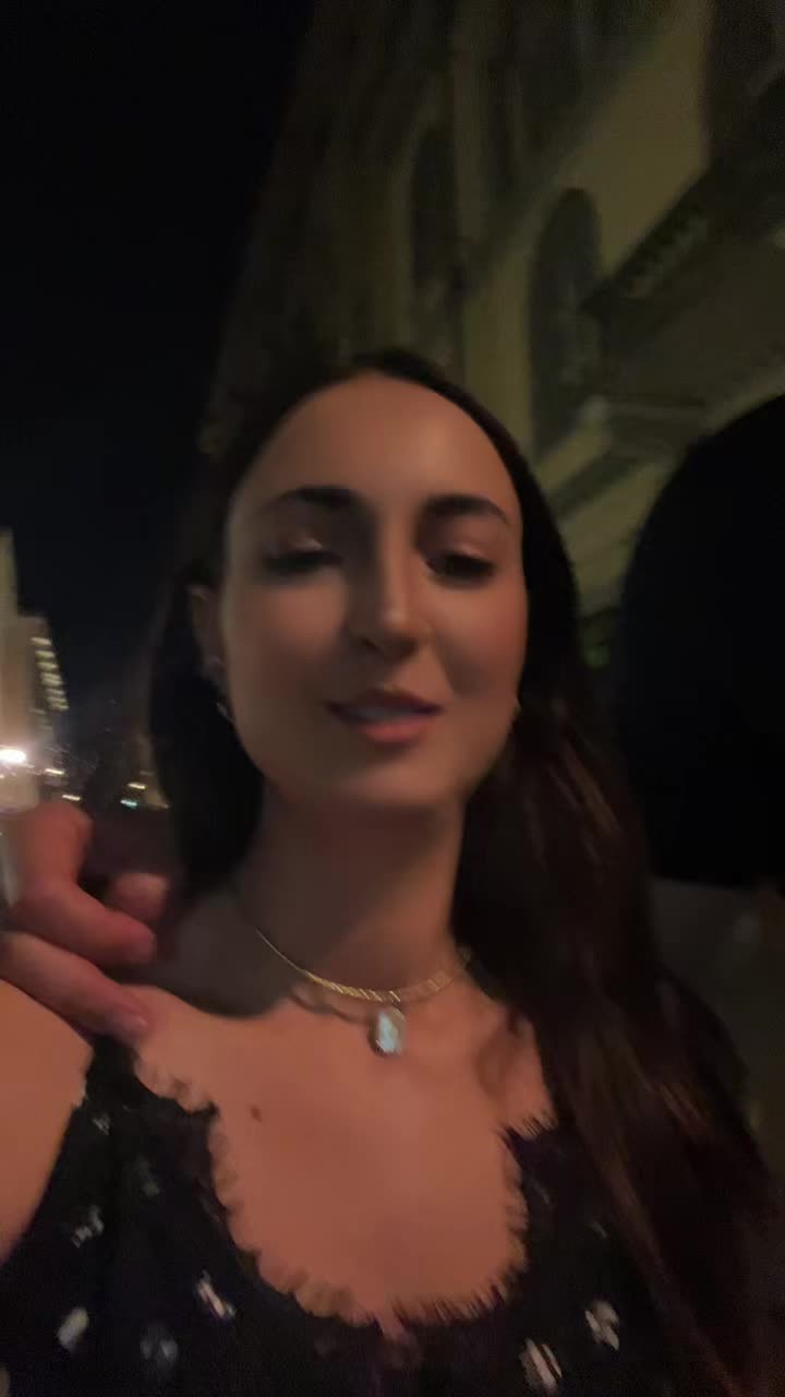 @sassoveronica